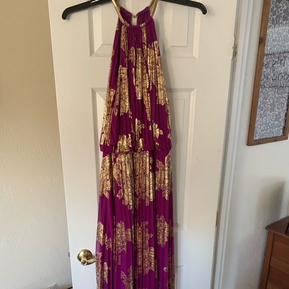 Halter full length plus size dress! - Picture 1 of 3